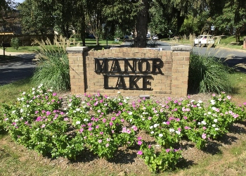 Manor Lake Homes